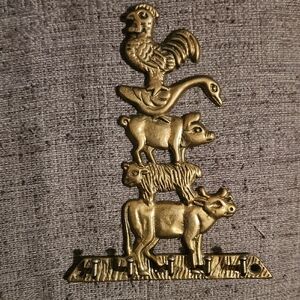 Brass Farm Animal Key Holder